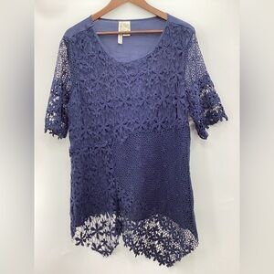 Elegant Navy Lace Women's Top